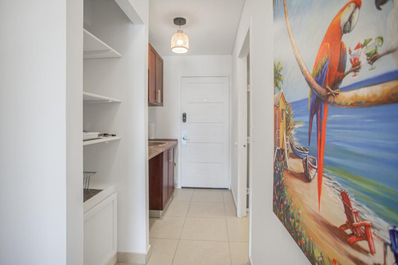 Maho Beach House - Luxe Studio - Ocean View Bagian luar foto